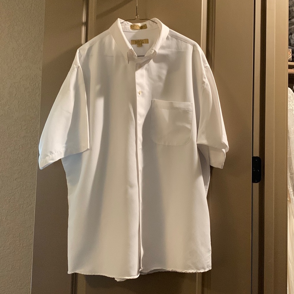 Arrow Button Down Short Sleeve shirt, size 17